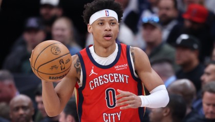 开云体育官网-【菜鸟】费尔斯28分&amp;埃奇库姆23分 雷诺克利福德闪耀 小杨1板1助