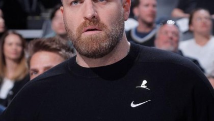 kaiyun-诡异！常规赛还剩9场炒教练 西部第5的灰熊在搞啥？